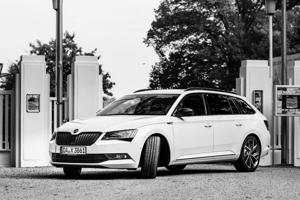 Test: Wie fährt sich der Skoda Superb Combi SportLine (2017)?
