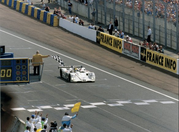 25 Jahre BMW V12 LMR