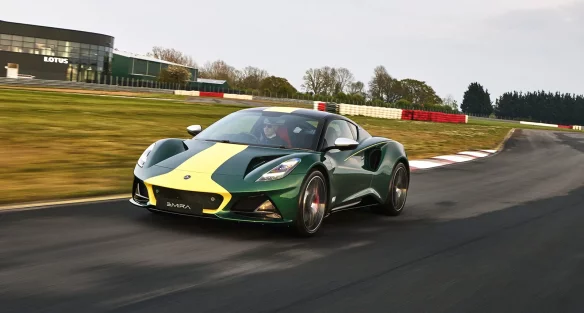 Lotus  Emira Clark Edition