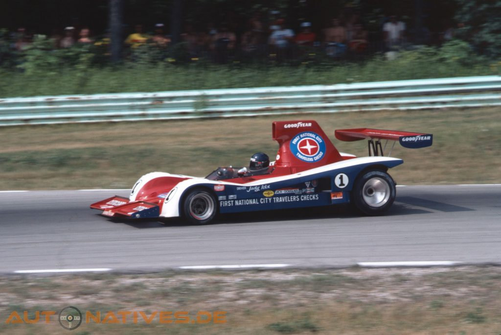 Jacky Ickx im Lola T333 CS