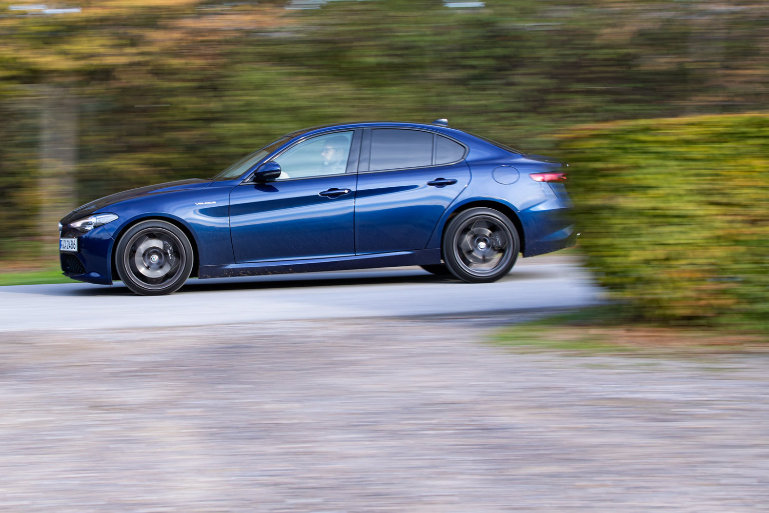 Titelbild zum Artikel:Test: Alfa Romeo Giulia 2.2 Multijet AT8 Q4 (2018) – Prêt-à-porter Italiennes 