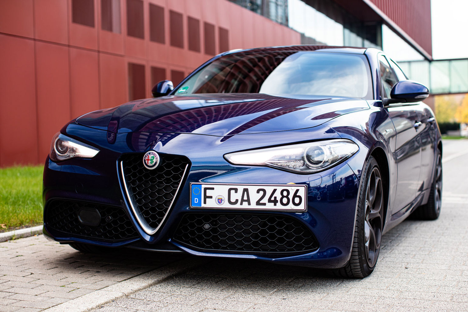 Front der Alfa Romeo Giulia 2.2 Multijet AT8 Q4 