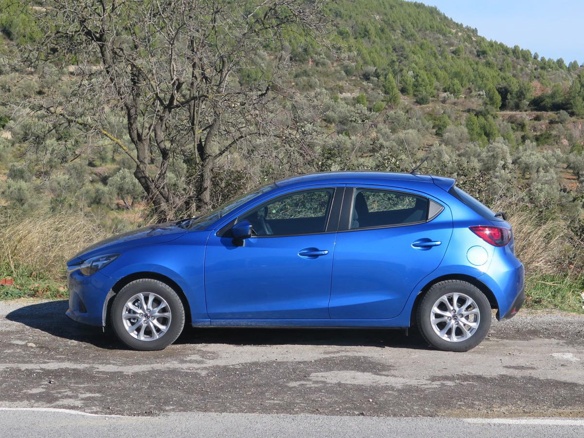 Mazda2, Modelljahr 2015