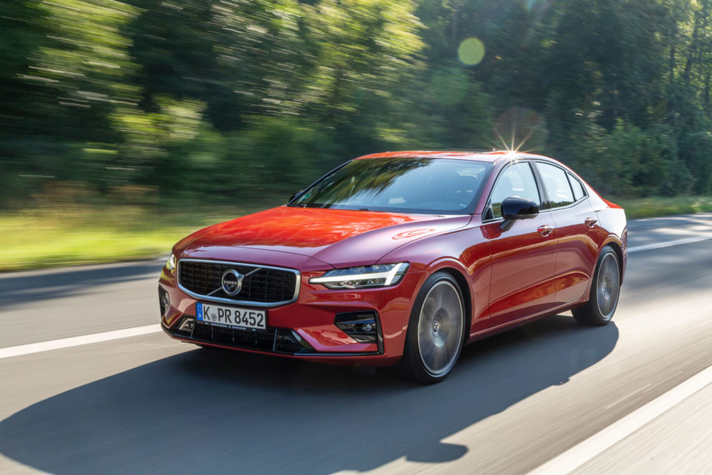 Volvo S60 auf der Strasse