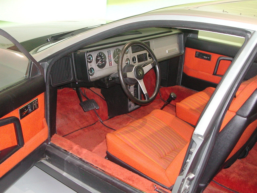 Innenraum des NSU Ro 80 2 Porte +2