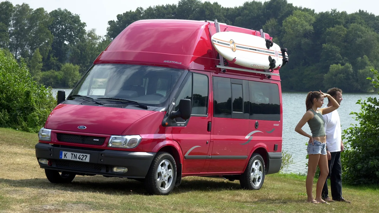 Ford Nugget auf Basis des Ford Transit der vierten Generation