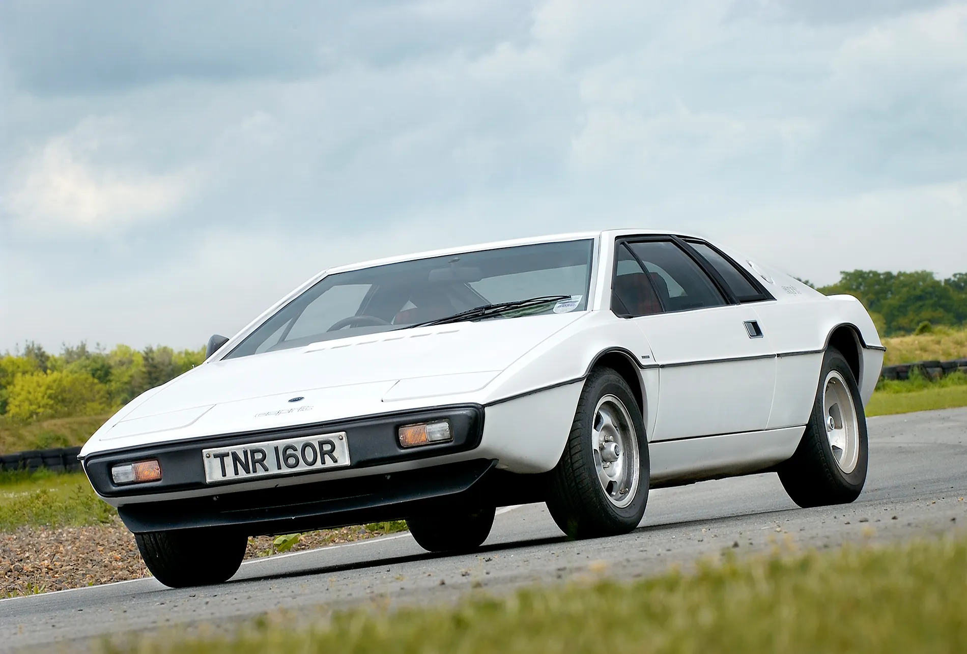 Frontansicht des Lotus Esprit S1