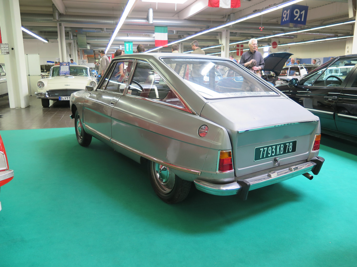 Heckansicht des Citroën M35