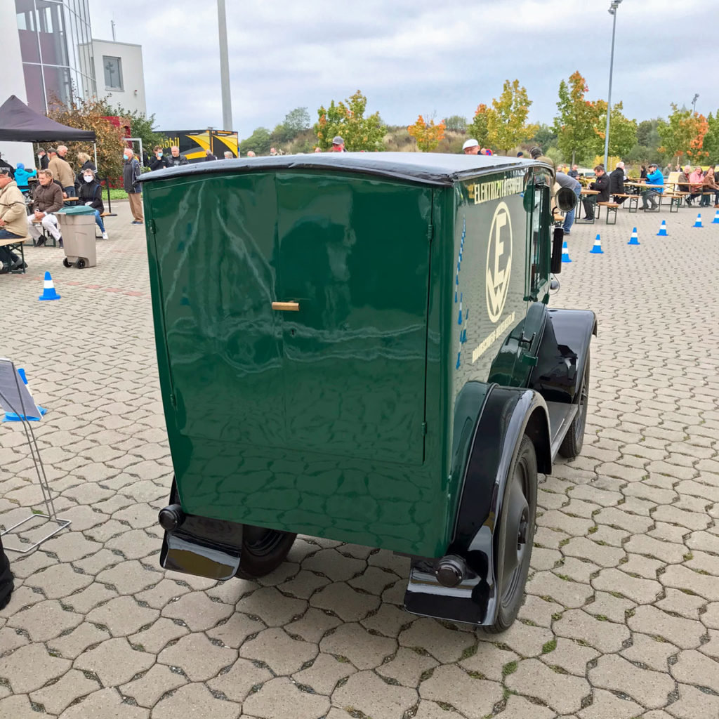HAWA Elektromobil EM3 von 1921 - Heckansicht