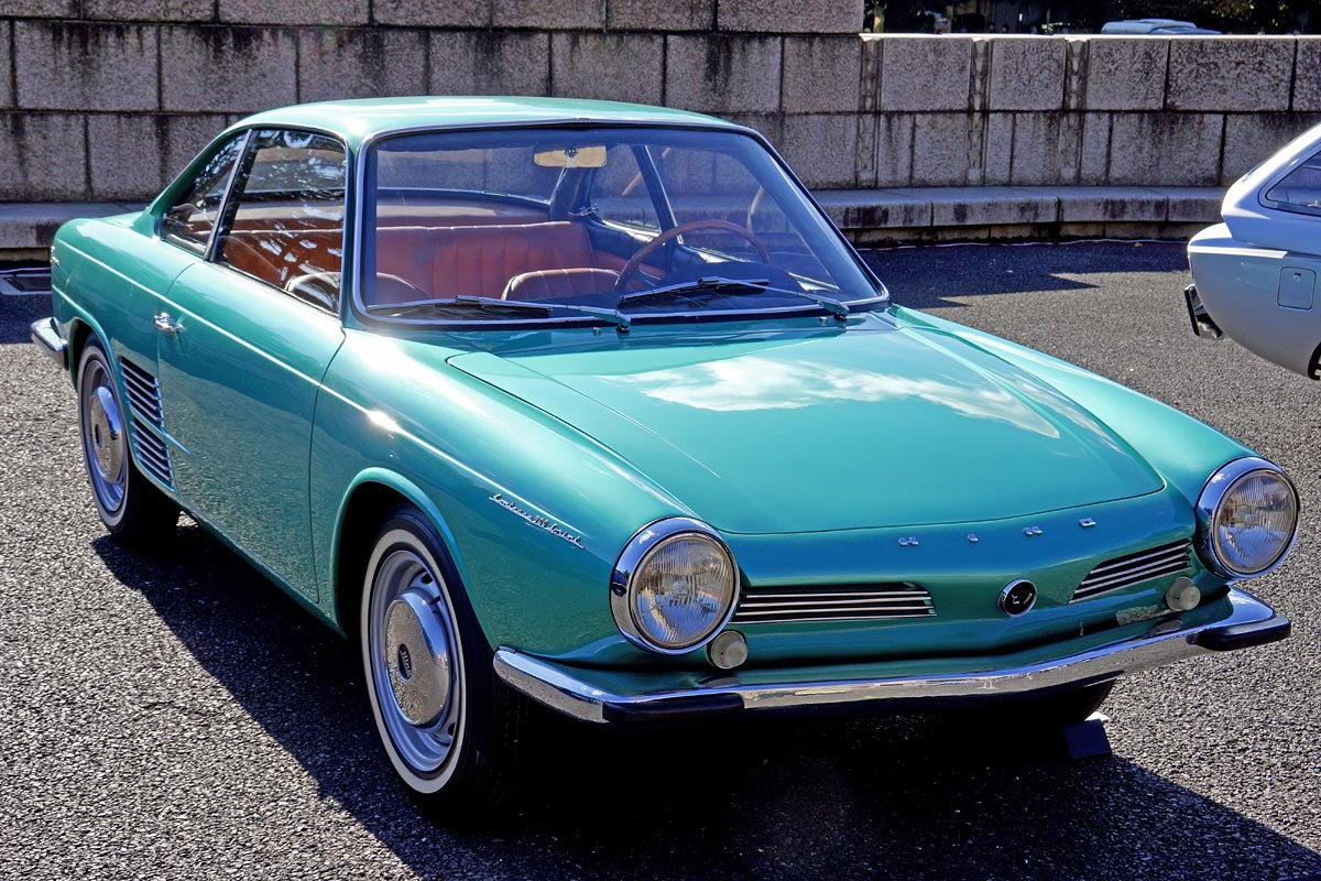 Hino Contessa 900 Sprint