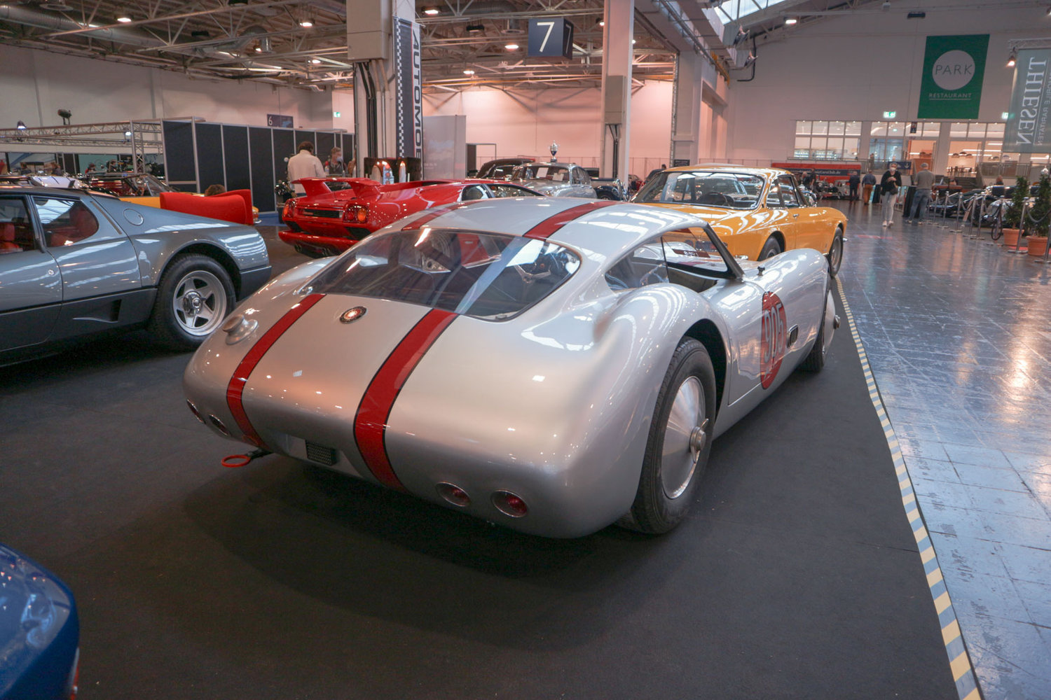 Heck des Kellison J-4