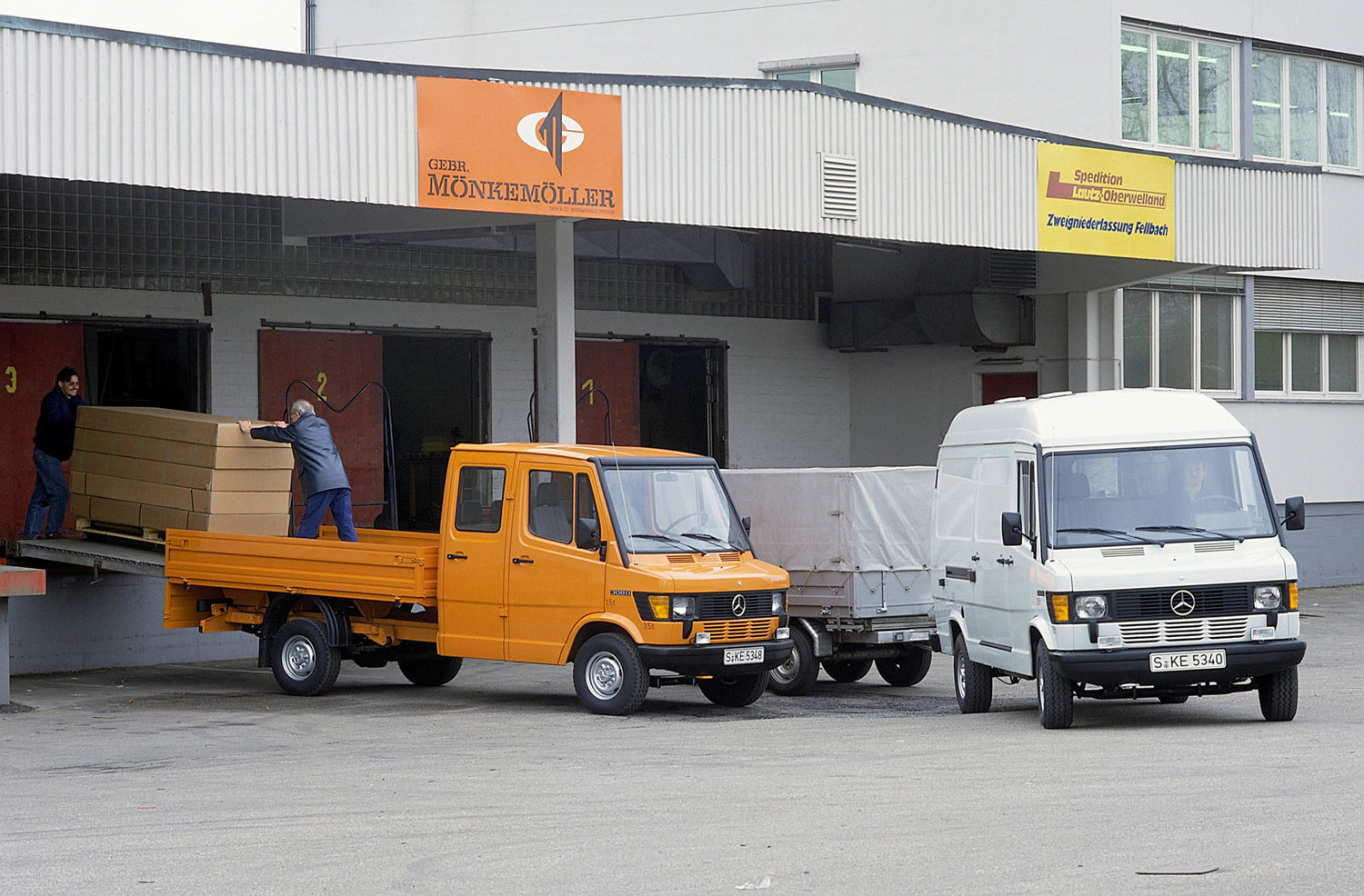 Bremer Transporter von Mercedes-Benz