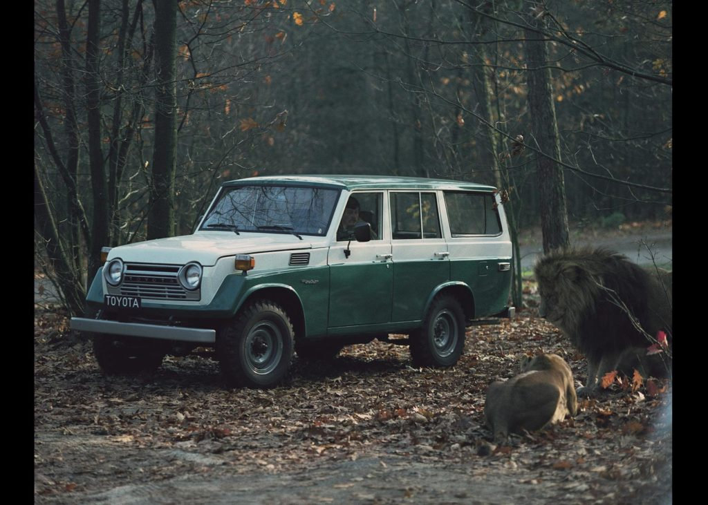 Toyota Land Cruiser Station Wagon