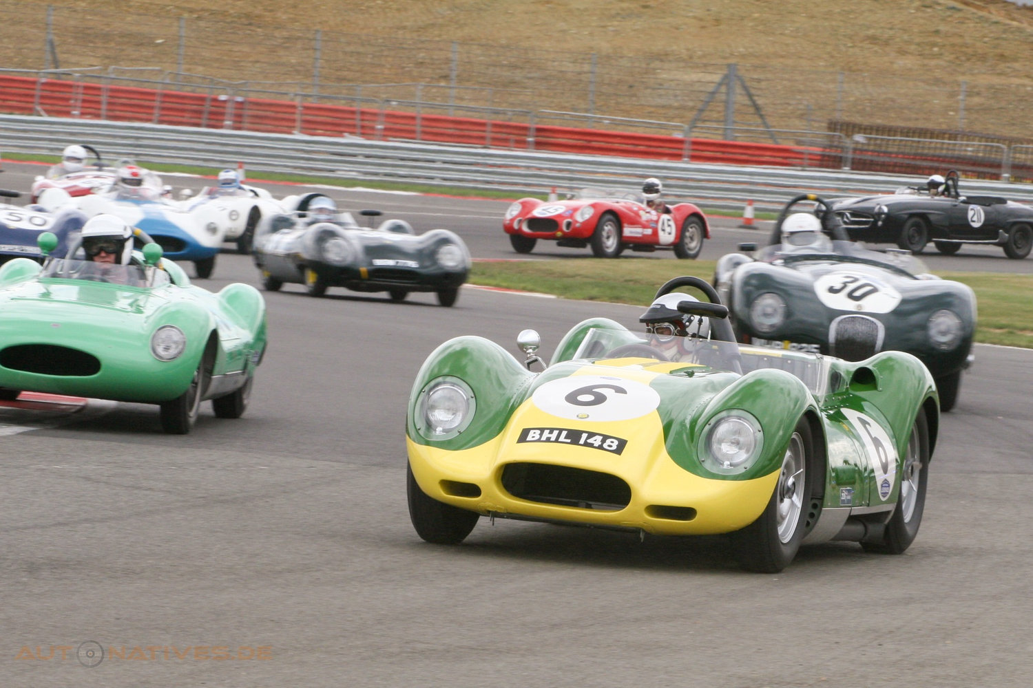 Neben dem Jaguar-Motor gab es den Lister Knobbly schon Ende der 1950er-Jahre auch mit einem V8 von Chevrolet. 