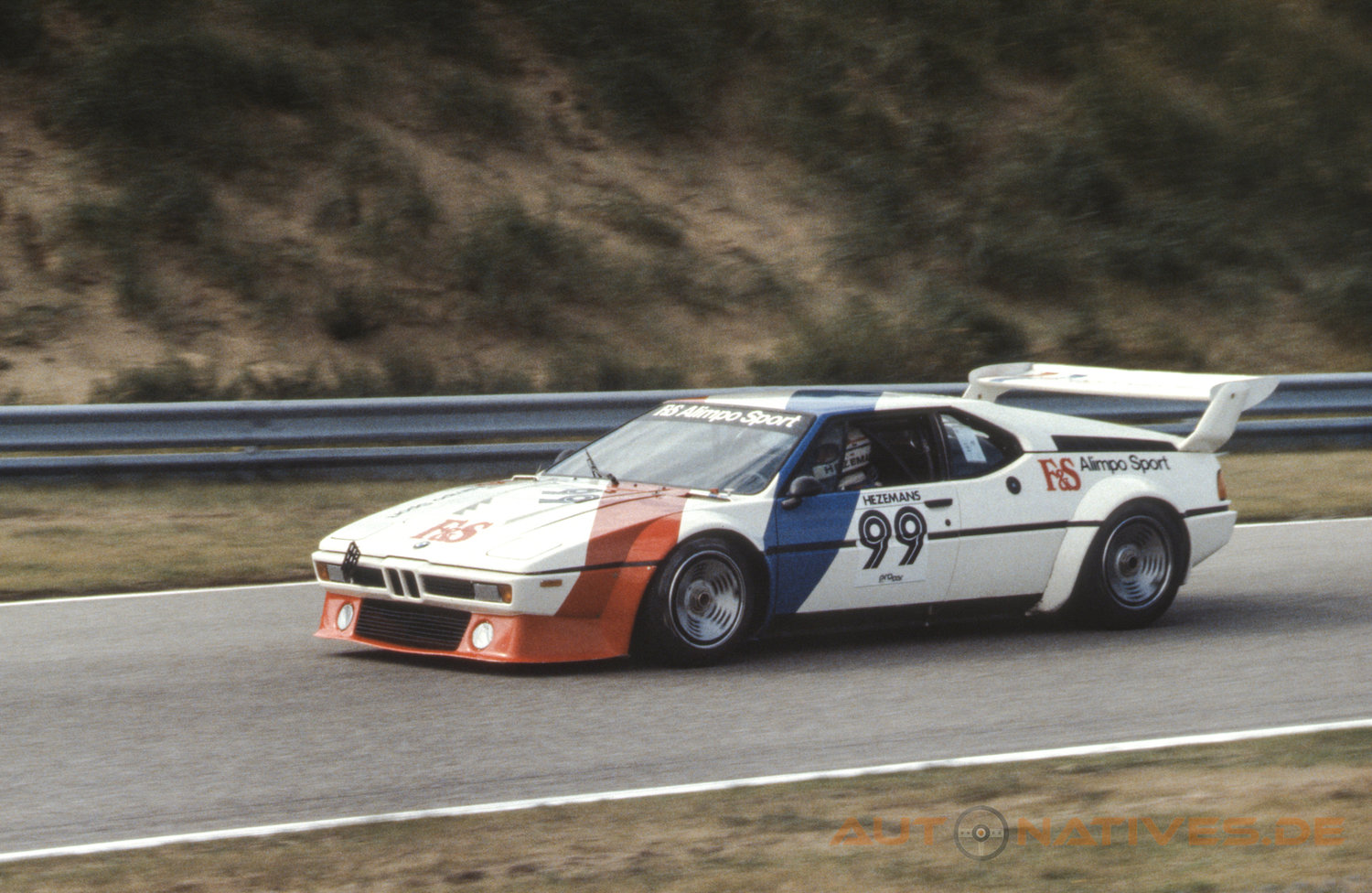 Touren- und Sportwagen-Start Toine Hezemans sein BMW M1 Procar.