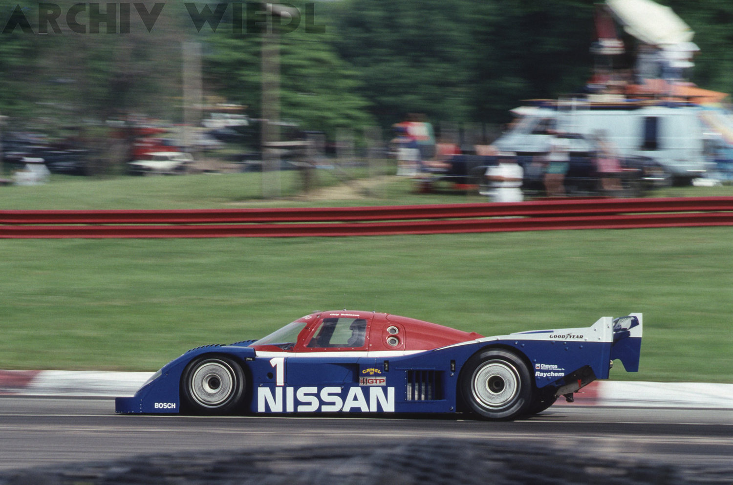 Nissan NPT-90 im IMSA-Einsatz. Auch der japanische Sportwagen trat in der IMSA GTP an.