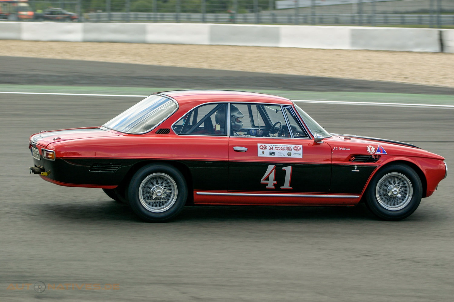 Iso Rivolta 300 im Renneinsatz