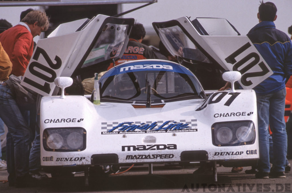 Mazda 767B bei Testfahrten in Silverstone