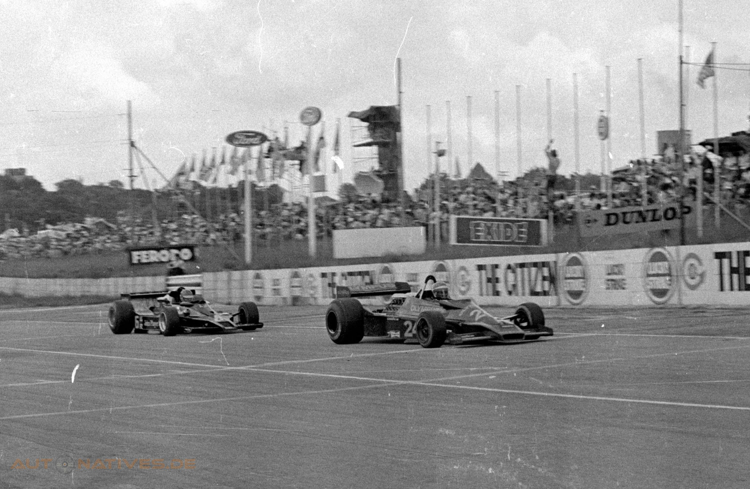 Titelbild zum Artikel:Legenden der Formel 1: Ronnie Peterson 
