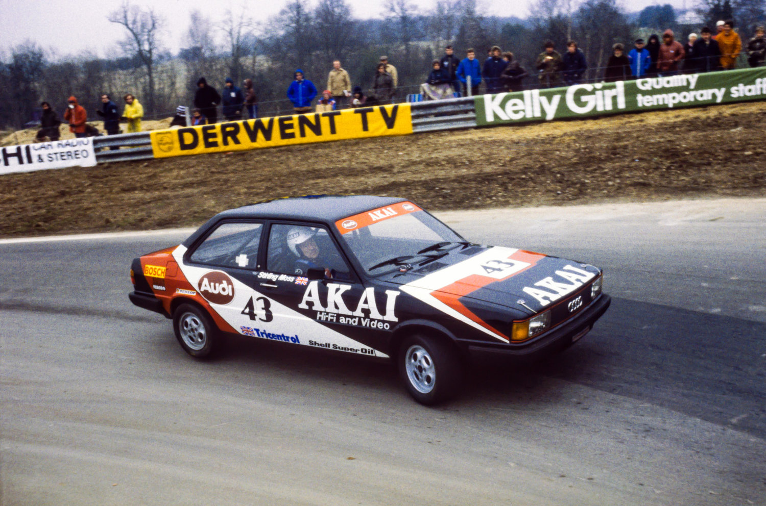 Stirling Moss mit dem Audi 80 